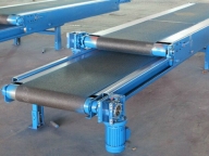 輸送機